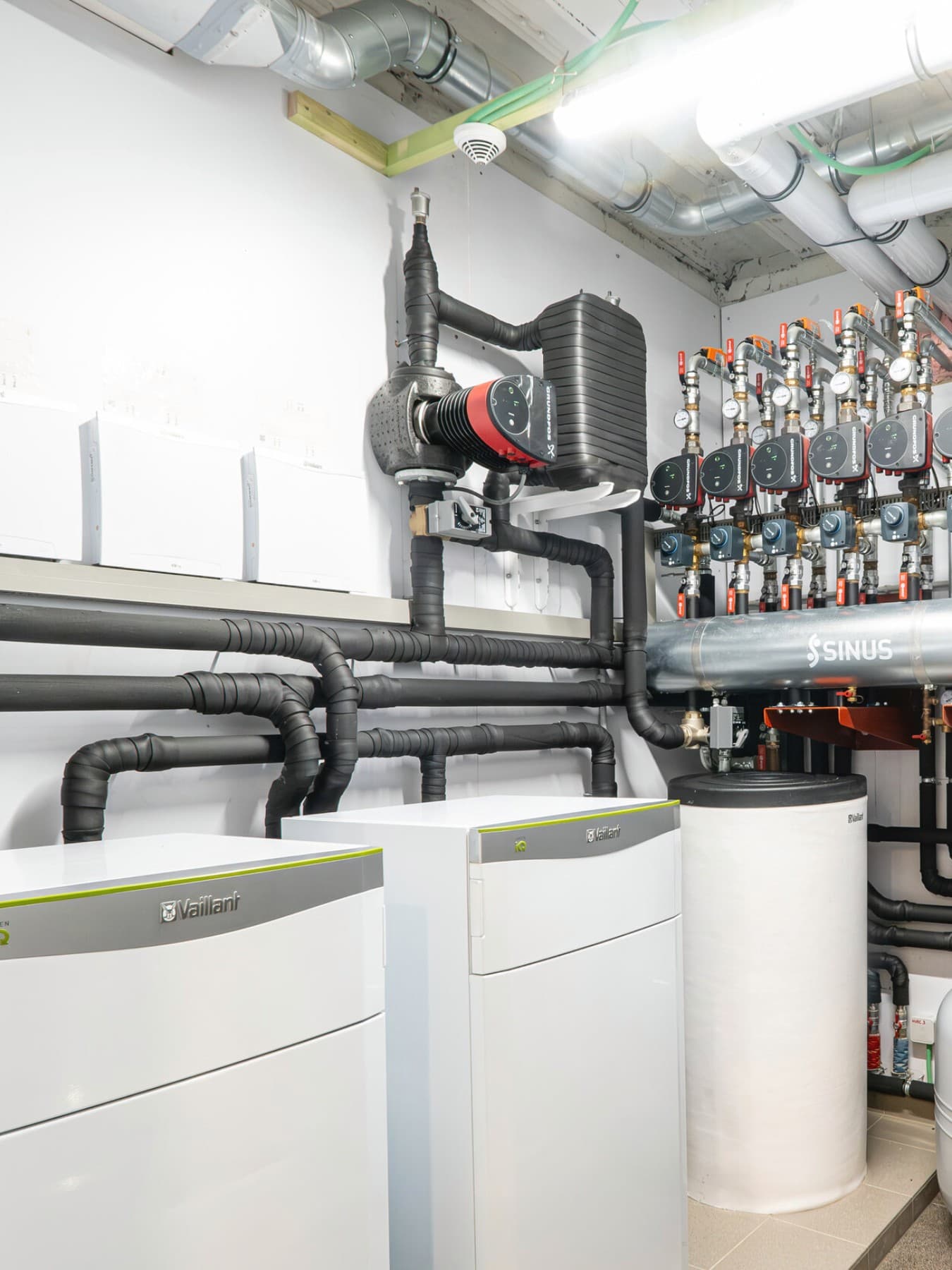 Volledige technische installatie met flexoTHERM exclusive warmtepompen