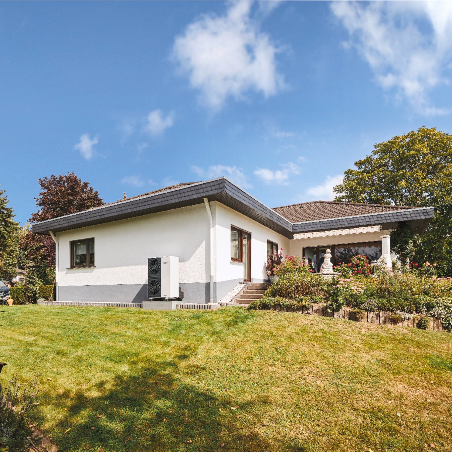 Midden-eeuwse woning met warmtepomp