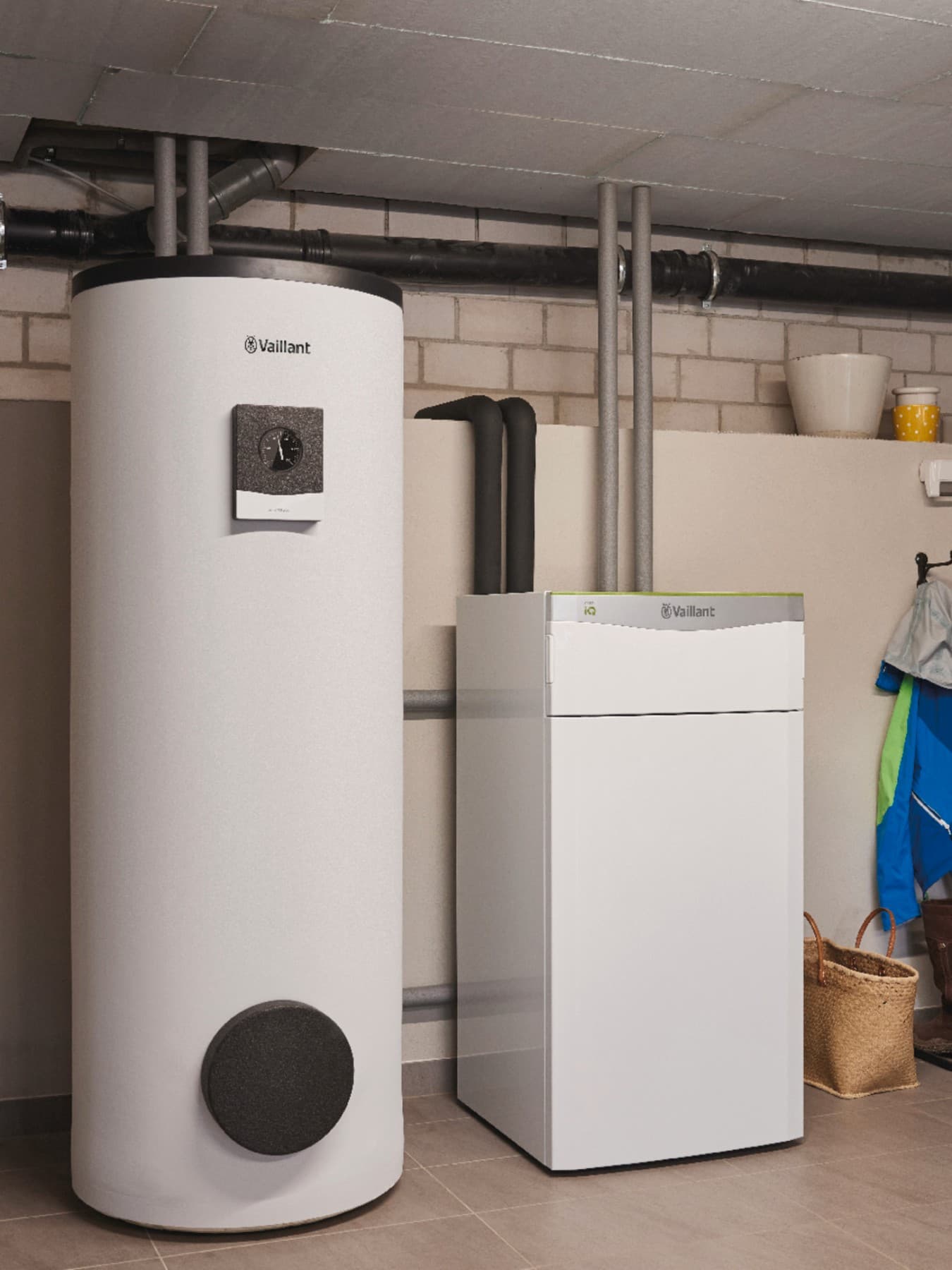 FlexoTHERM exclusieve binnenwarmtepomp met aparte warmwateropslag