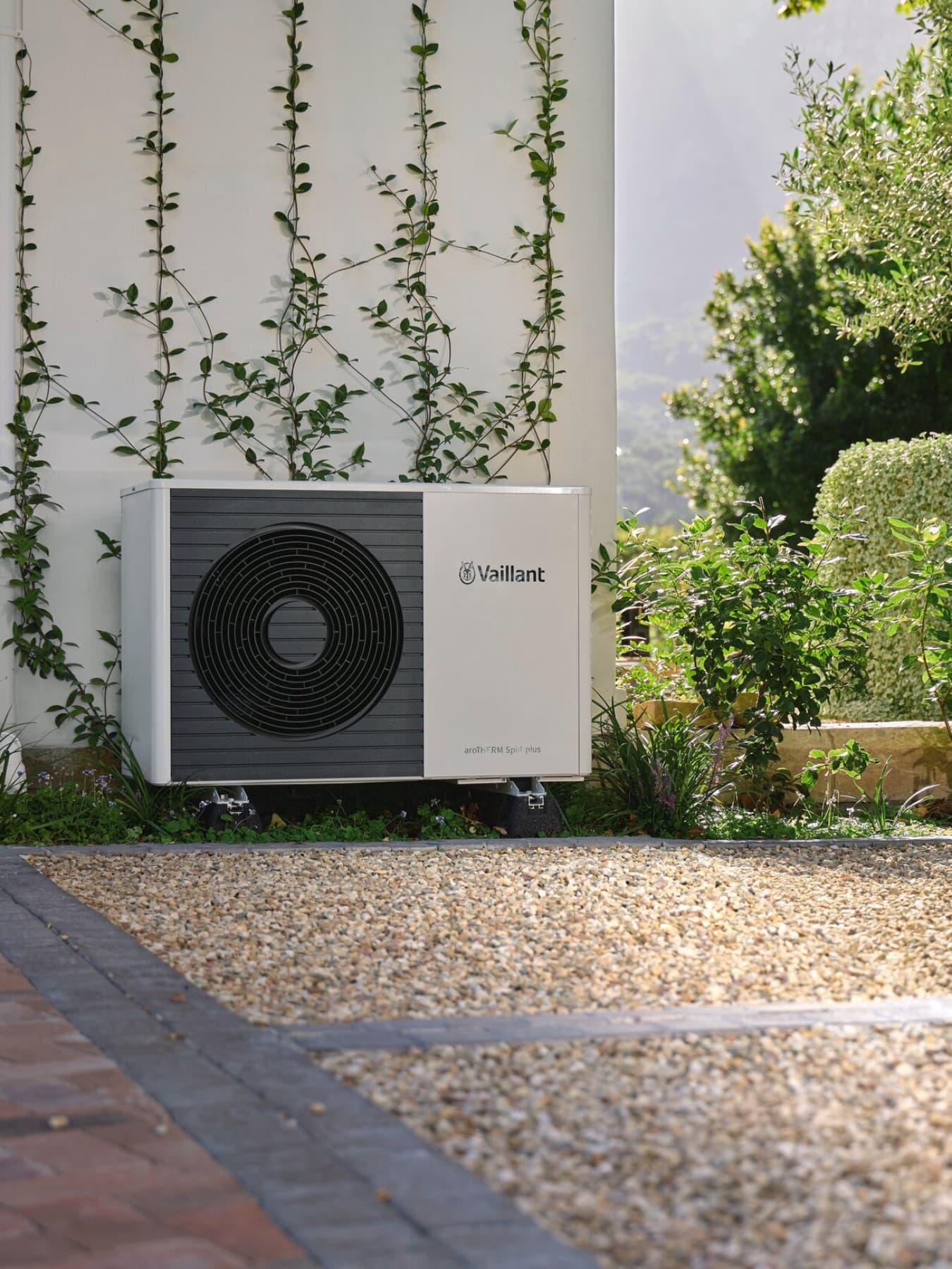 Een warmtepomp in de tuin
